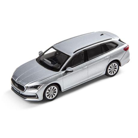 SKODA mudel Superb Combi 4, 1:43 (Pebble silver)